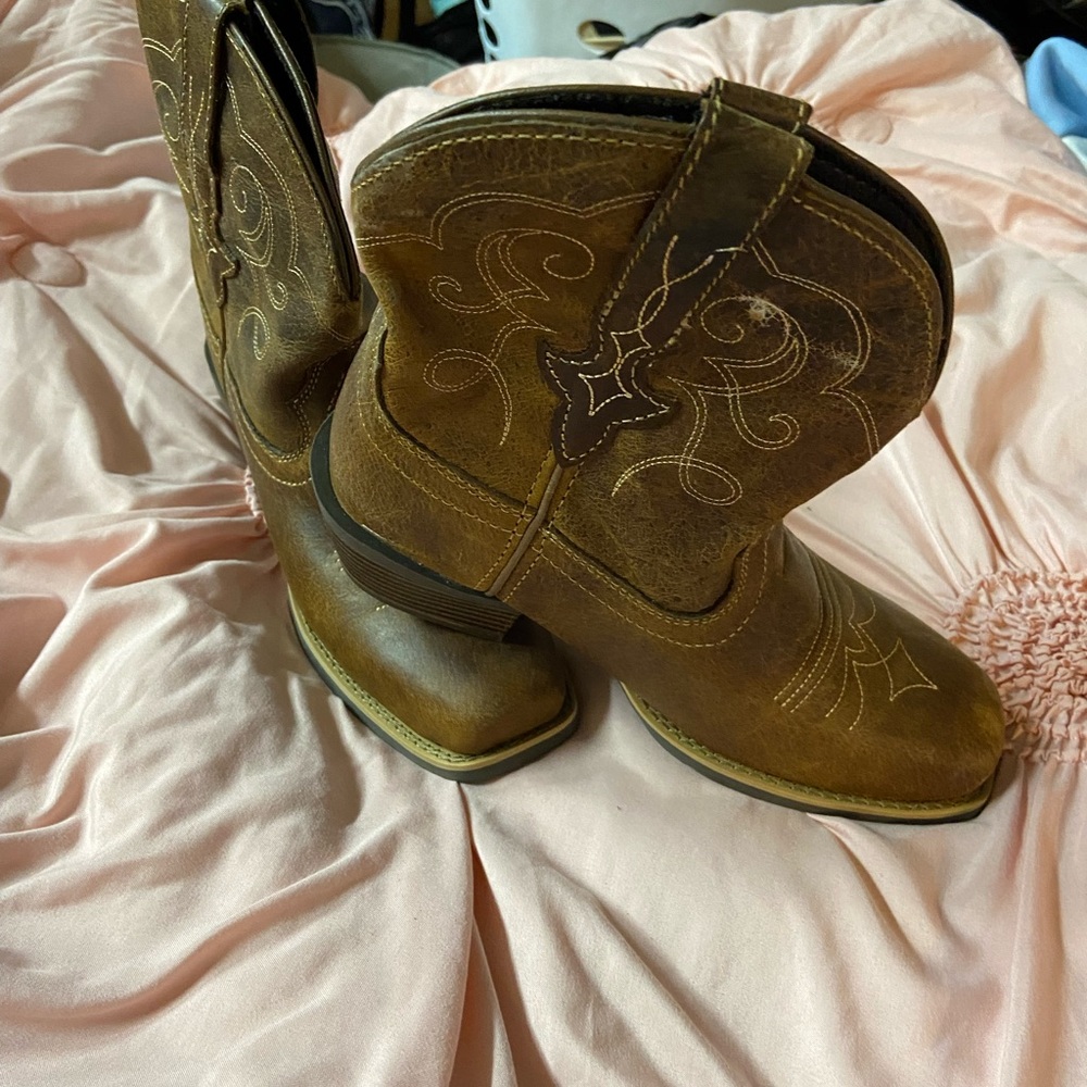 Justin Boots Brown Heeled Boots